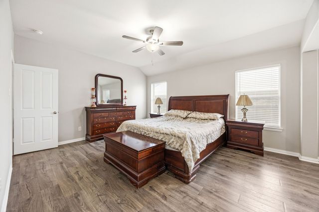 906 Horizon Ridge Circle, Little Elm, TX 75068