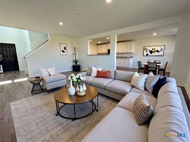 945 Heartseed Avenue, New Braunfels, TX 78130