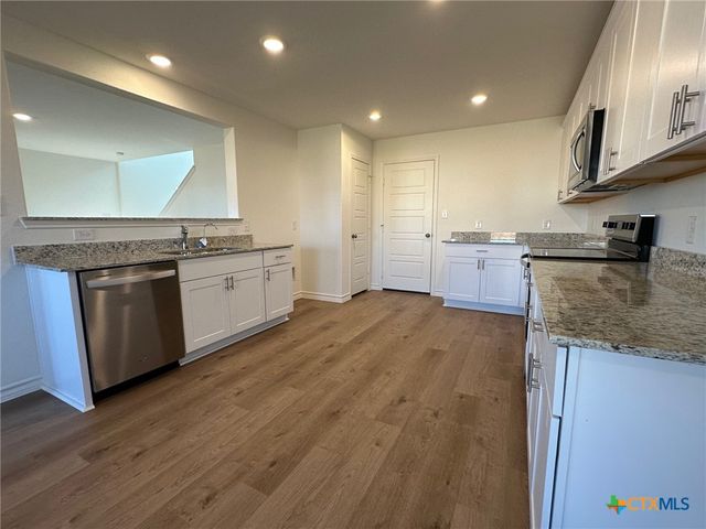 945 Heartseed Avenue, New Braunfels, TX 78130