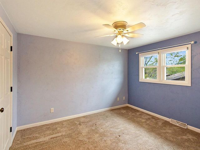 3638 GLENHAVEN LANE, Green Bay, WI 54301