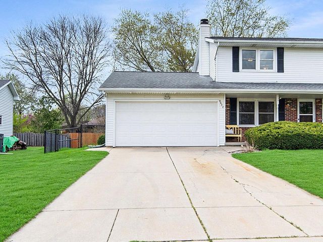 3638 GLENHAVEN LANE, Green Bay, WI 54301