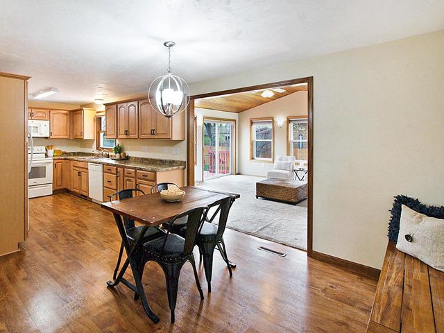 3638 GLENHAVEN LANE, Green Bay, WI 54301