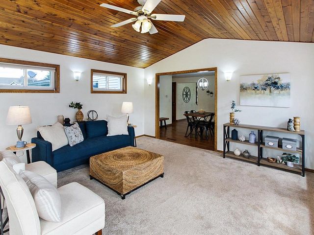 3638 GLENHAVEN LANE, Green Bay, WI 54301