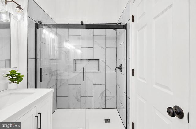 3800-B EDGEWATER PL, Baltimore, MD 21222