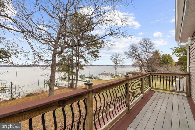 3800-B EDGEWATER PL, Baltimore, MD 21222