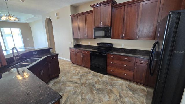 20018 OAKFLOWER AVENUE, Tampa, FL 33647