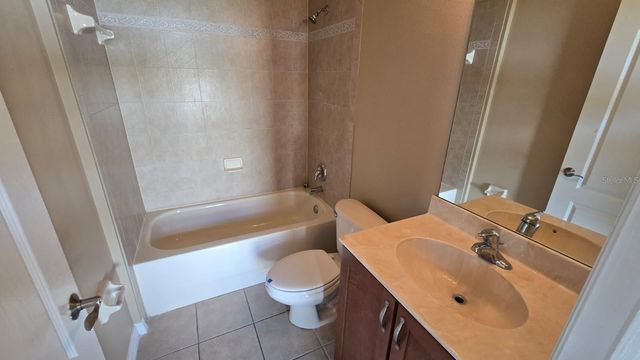 20018 OAKFLOWER AVENUE, Tampa, FL 33647