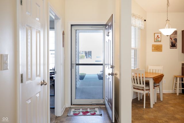 6725 W Winding Bend, Mccordsville, IN 46055