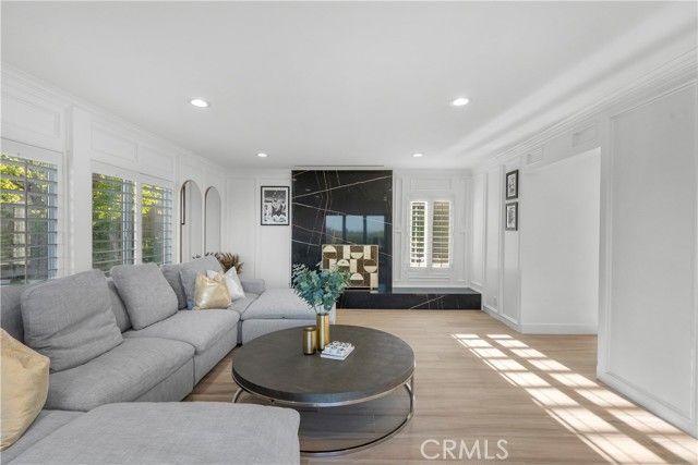 19538 Redwing, Tarzana (los Angeles), CA 91356