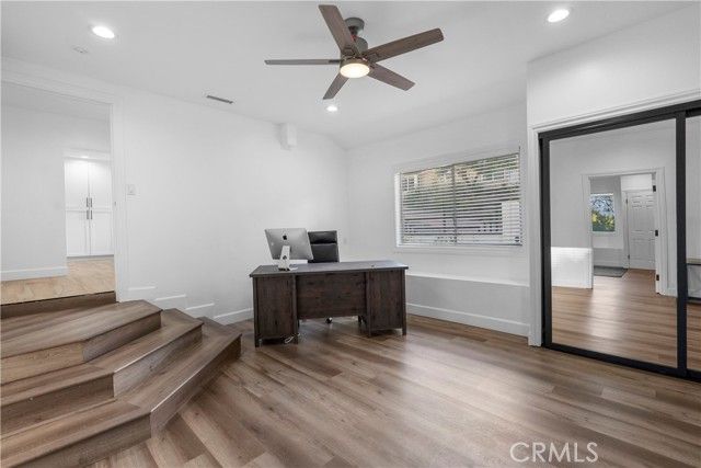 19538 Redwing, Tarzana (los Angeles), CA 91356