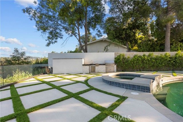 19538 Redwing, Tarzana (los Angeles), CA 91356