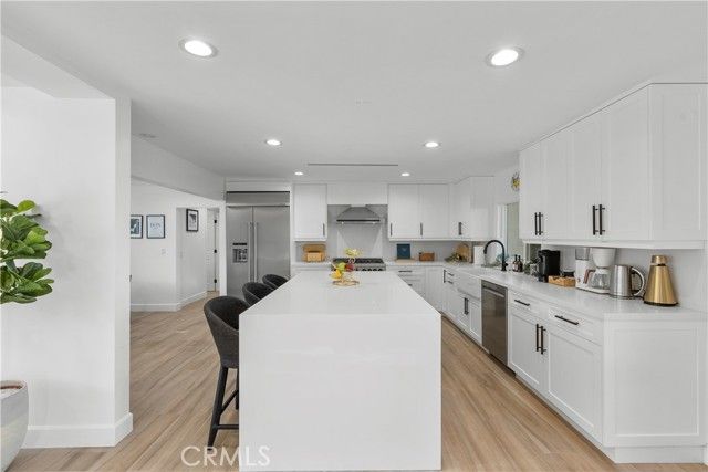 19538 Redwing, Tarzana (los Angeles), CA 91356