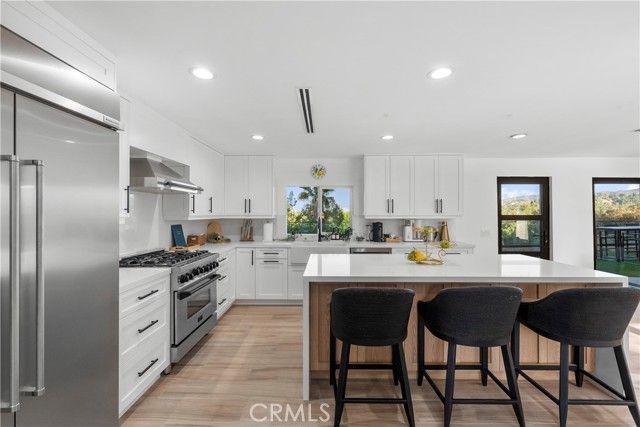 19538 Redwing, Tarzana (los Angeles), CA 91356