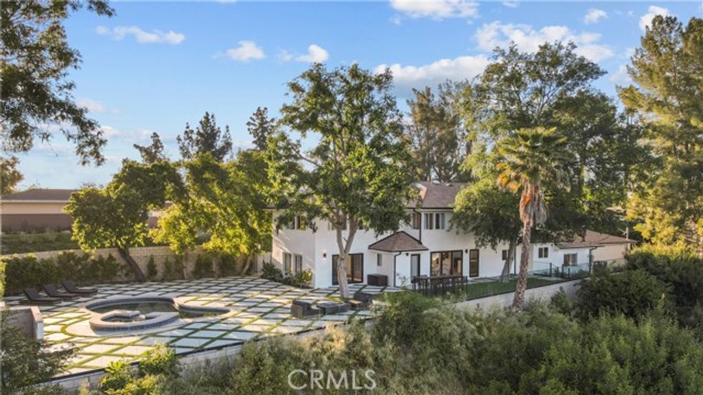 19538 Redwing, Tarzana (los Angeles), CA 91356