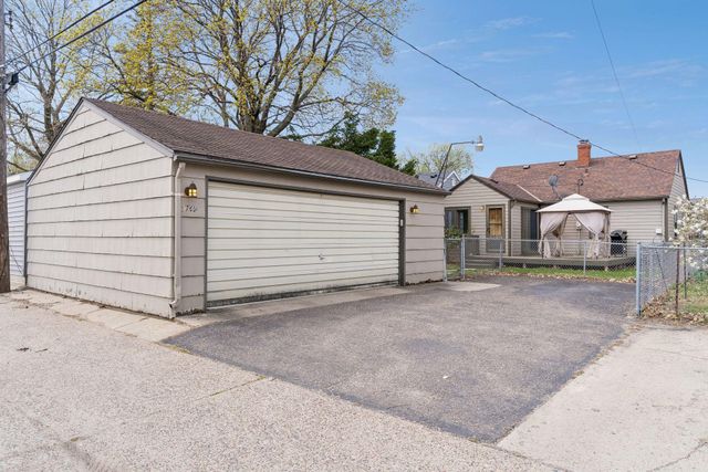 5749 Standish Avenue, Minneapolis, MN 55417