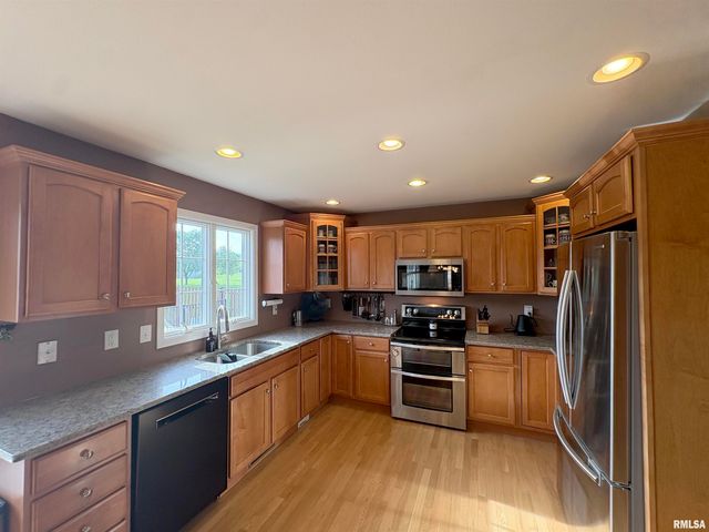 1420 STEPHANIE Lane, Metamora, IL 61548
