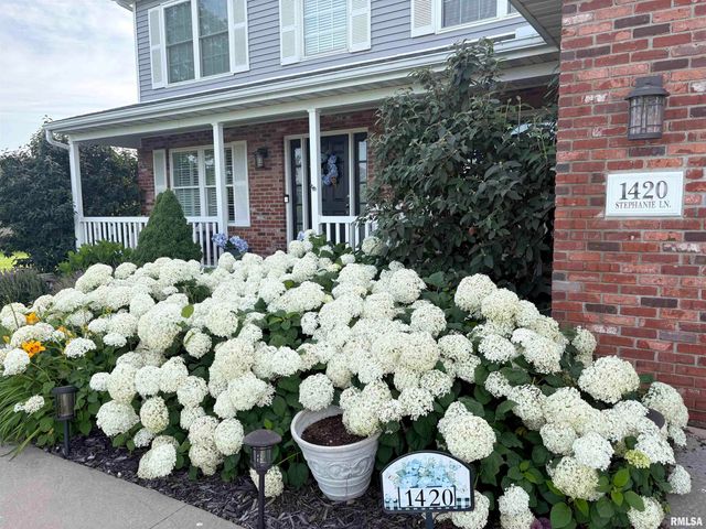 1420 STEPHANIE Lane, Metamora, IL 61548