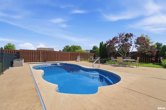 1420 STEPHANIE Lane, Metamora, IL 61548
