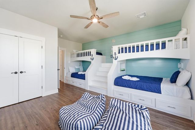 21233 Gulf Drive, Galveston, TX 77554