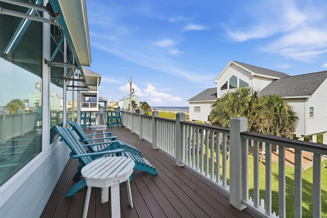 21233 Gulf Drive, Galveston, TX 77554