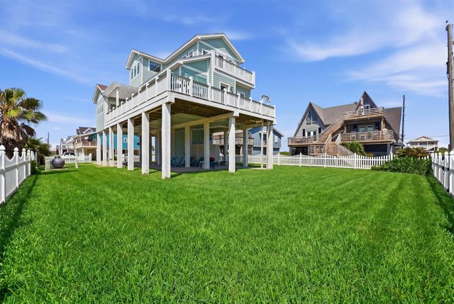 21233 Gulf Drive, Galveston, TX 77554