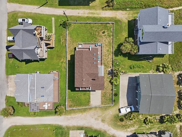 21233 Gulf Drive, Galveston, TX 77554