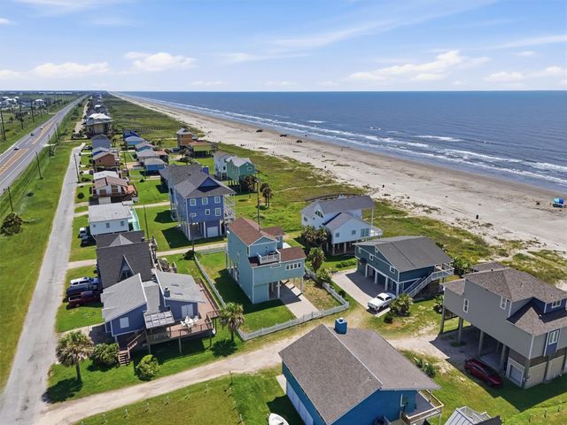 21233 Gulf Drive, Galveston, TX 77554