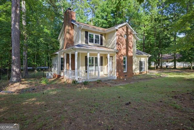 210 Groveland Drive, Peachtree City, GA 30269