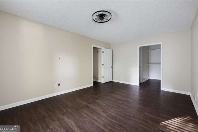 210 Groveland Drive, Peachtree City, GA 30269