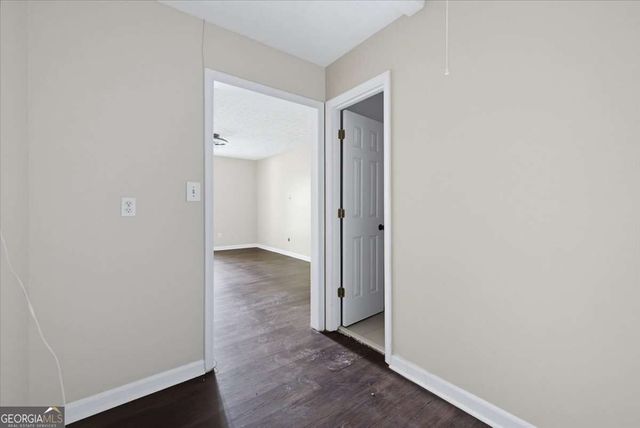 210 Groveland Drive, Peachtree City, GA 30269