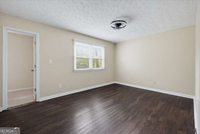 210 Groveland Drive, Peachtree City, GA 30269