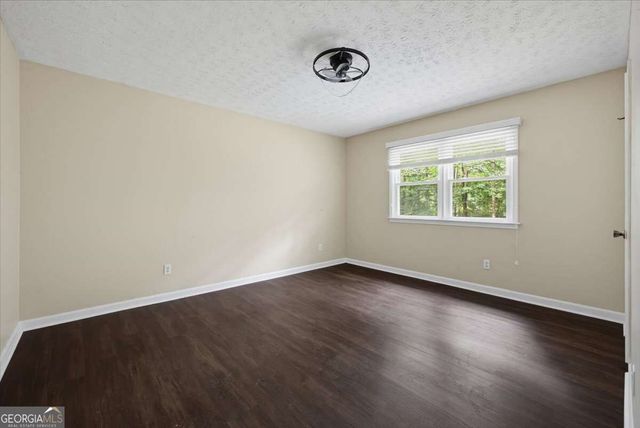 210 Groveland Drive, Peachtree City, GA 30269