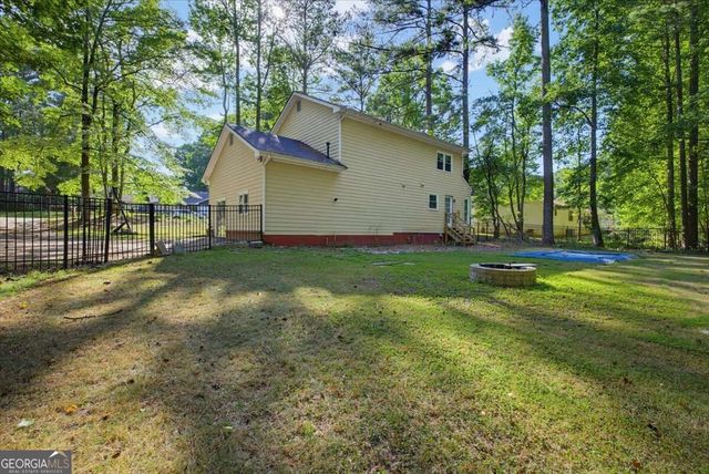 210 Groveland Drive, Peachtree City, GA 30269