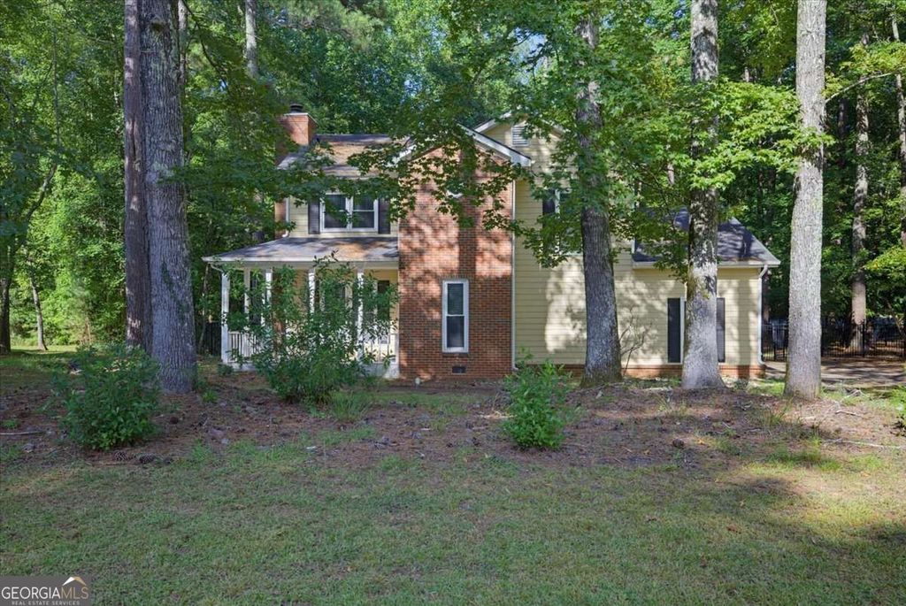 210 Groveland Drive, Peachtree City, GA 30269