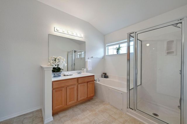 9201 Brodie LN 2001, Austin, TX 78748