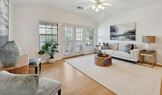 9201 Brodie LN 2001, Austin, TX 78748
