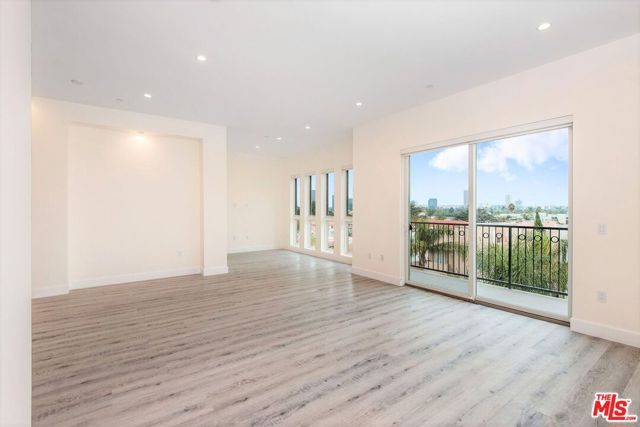 1237 S Holt Avenue 501, Los Angeles, CA 90035