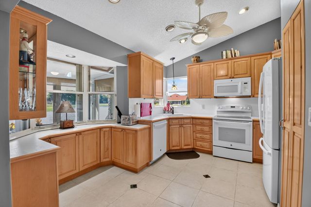 6203 Bear Creek Court, Lake Worth, FL 33467