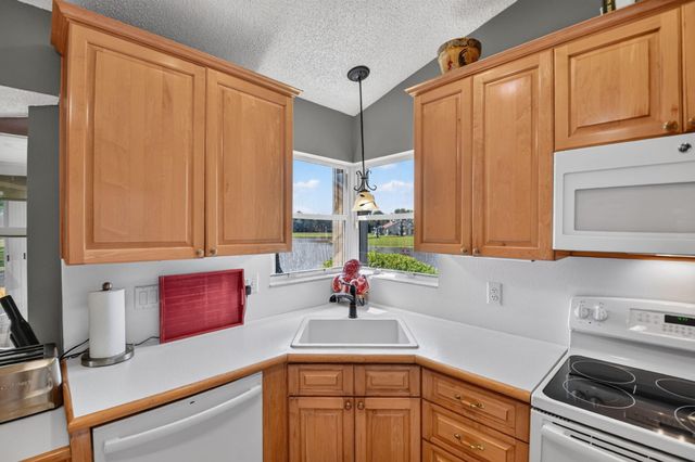 6203 Bear Creek Court, Lake Worth, FL 33467