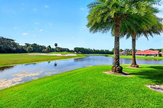 6203 Bear Creek Court, Lake Worth, FL 33467
