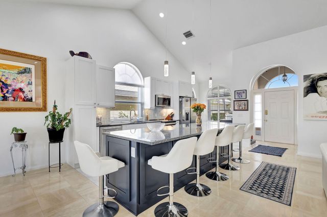 2354 Saratoga Bay Drive, West Palm Beach, FL 33409