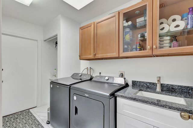 2354 Saratoga Bay Drive, West Palm Beach, FL 33409