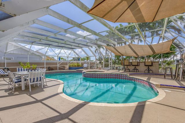 2354 Saratoga Bay Drive, West Palm Beach, FL 33409