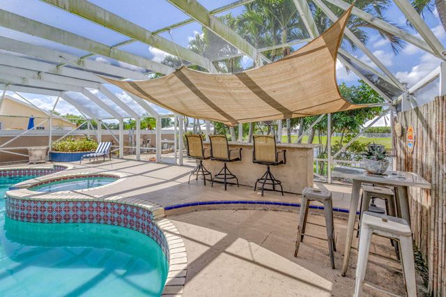 2354 Saratoga Bay Drive, West Palm Beach, FL 33409