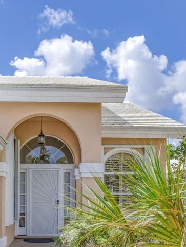 2354 Saratoga Bay Drive, West Palm Beach, FL 33409