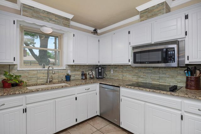 4442 SUMMIT Circle, Amarillo, TX 79109