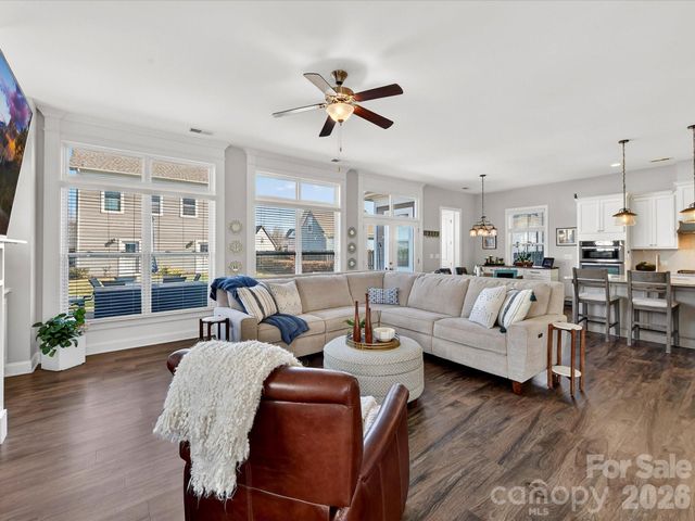 11915 Stirling Field Drive, Pineville, NC 28134