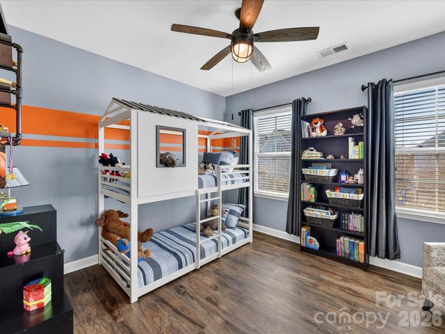 11915 Stirling Field Drive, Pineville, NC 28134