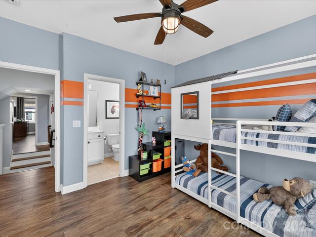 11915 Stirling Field Drive, Pineville, NC 28134