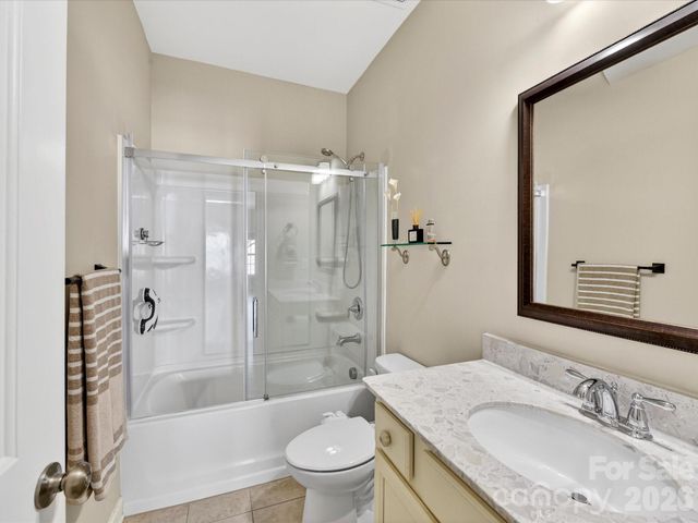 11915 Stirling Field Drive, Pineville, NC 28134